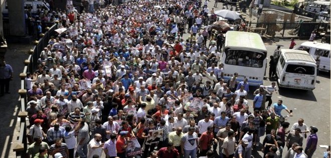 Estallan choques entre islamistas egipcios y fuerzas del orden en El Cairo