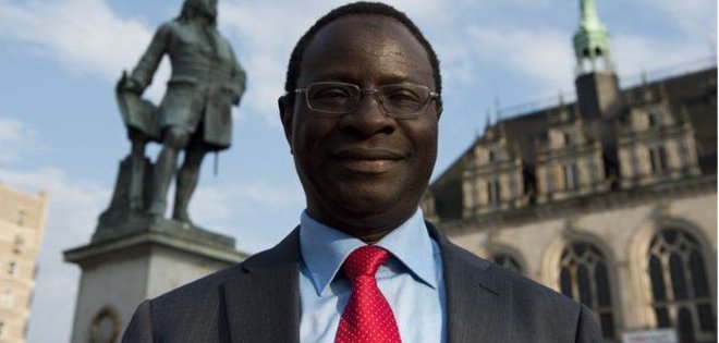 Panorama Internacional: un hombre quiere ser el primer diputado de raza negra en Alemania