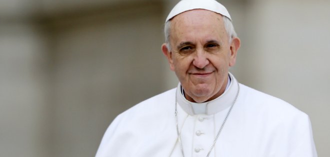 Papa dice que los líderes religiosos deben ser los primeros promotores de paz