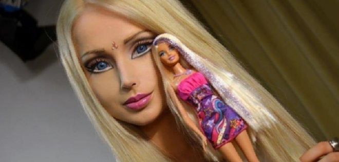 La &#039;Barbie&#039; humana fue agredida en Ucrania