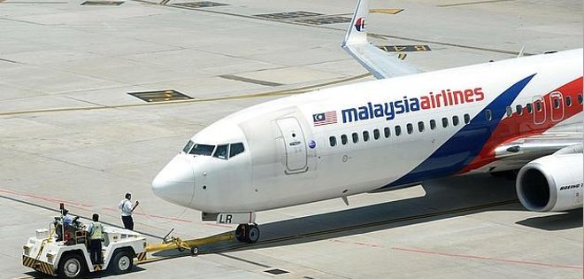 Malaysia Airlines está en &quot;quiebra técnica&quot; y despedirá a 20 mil empleados