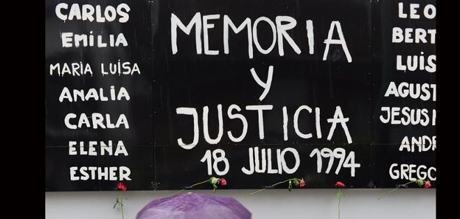 El Gobierno argentino califica de "endeble" la denuncia del fiscal Nisman