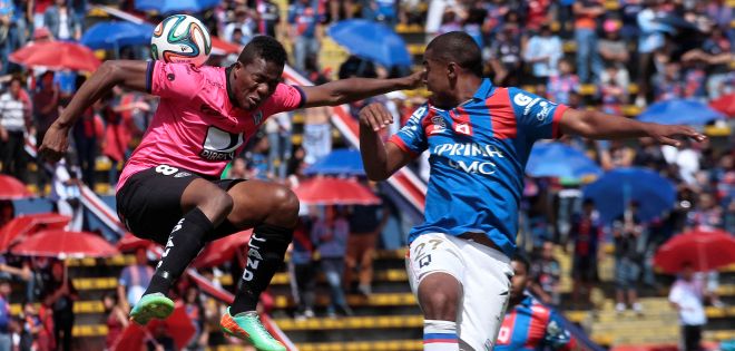 Se suspenden partidos en Quito por precaución ante sismos