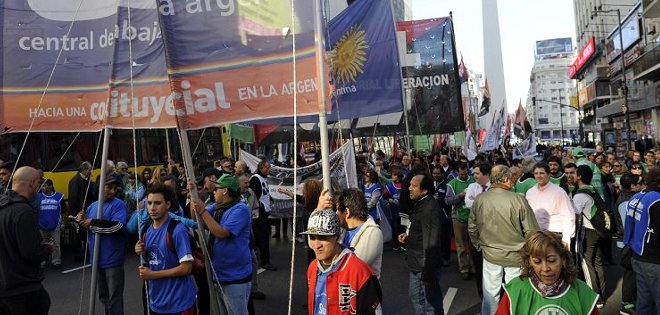 Gobierno argentino tilda de inútil huelga que paralizó el país el martes