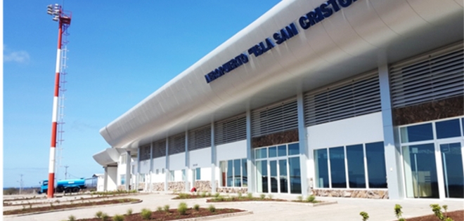 Aerolíneas reanudan vuelos a Galápagos tras manifestaciones