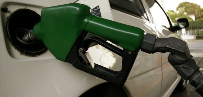 Ecuador importará 2,16 millones de barriles de nafta para producir gasolinas