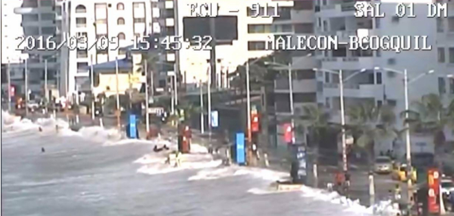 (‎VIDEO)‬ Se registra incremento de marea en balneario de Salinas