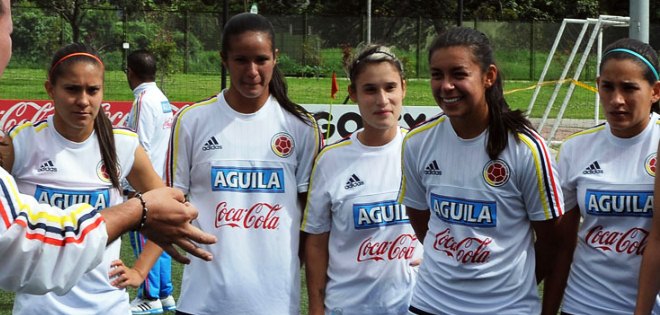 Colombia emprende viaje al Mundial Femenino de Fútbol de Canadá