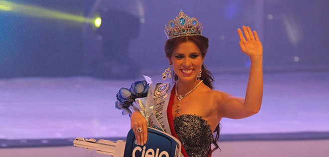 Gisella Gómez, una reina a quien su abuelo le inculcó amor a Guayaquil