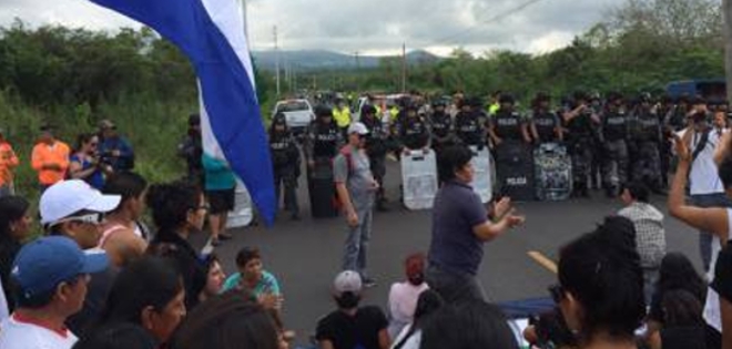 Presidente Correa señala como “irresponsable” difusión de video por parte de Cinthya Viteri