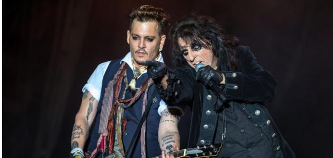 Johnny Depp reaparece tras polémica con expareja