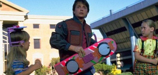 Patineta de &#039;Volver al futuro&#039; ya es una realidad virtual