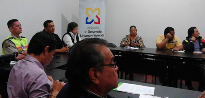 Autoridades intervendrán 13 kilómetros del Estero Salado