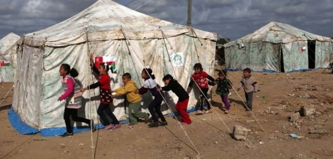 Más de 12 millones de niños de Oriente Medio no van a la escuela, advierte la ONU