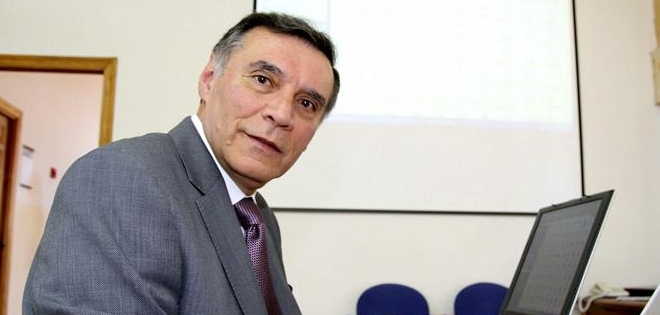 Mahuad catalogó de &quot;necesario&quot; el feriado bancario de 1999