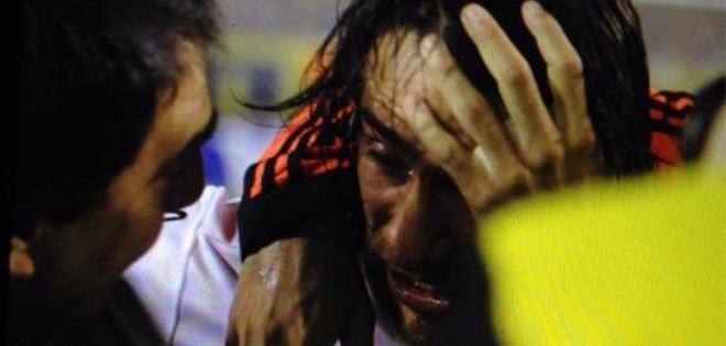 Suspenden &quot;Superclásico&quot; argentino por escándalo en la Bombonera