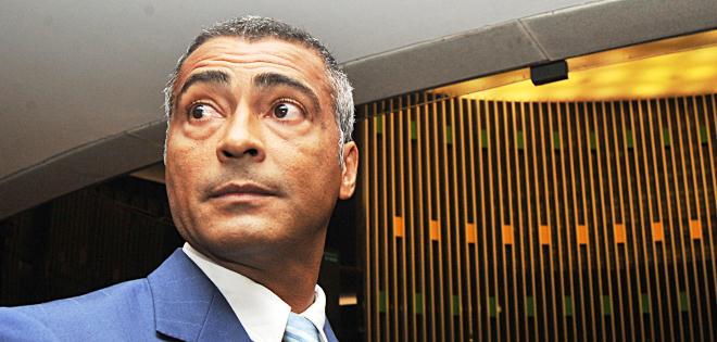 Romario afirma que el apoyo de Pelé a Blatter es &quot;vergonzoso&quot;