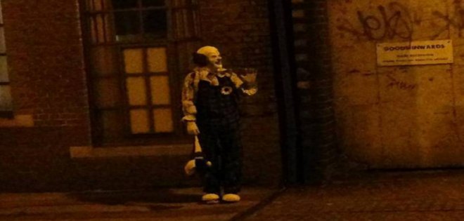 Apareció el primer video del payaso terrorífico de Northampton