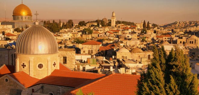 Peregrinos de todo el mundo comienzan a llegar a Belén para la Navidad