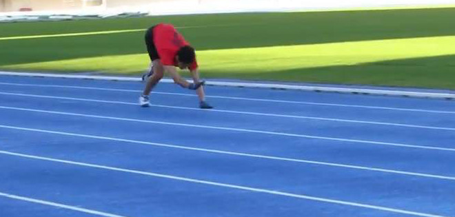 Un japonés bate el récord de los 100 metros lisos a cuatro patas