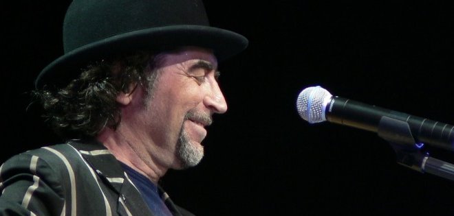 En su nuevo libro &#039;Muy Personal&#039;, Joaquín Sabina dibujó a &quot;Evita Pezón&quot;
