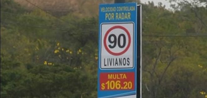 381 conductores excedieron límites de velocidad en la Perimetral