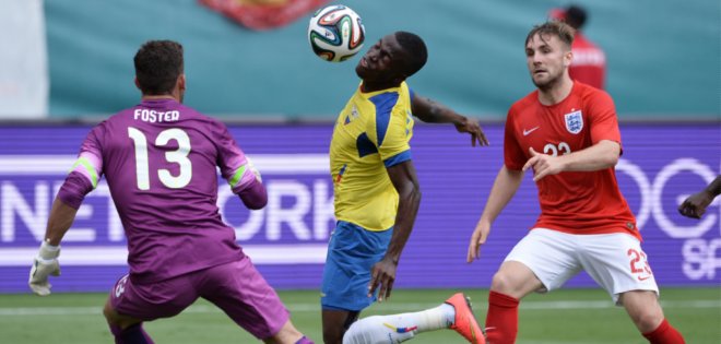 Rueda satisfecho con respuesta de Ecuador ante Inglaterra