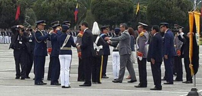 Correa anunció que reducirá efectivos de las FF.AA. para el 2025