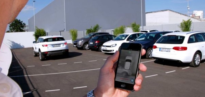 La tecnología que hace que su auto se estacione solo