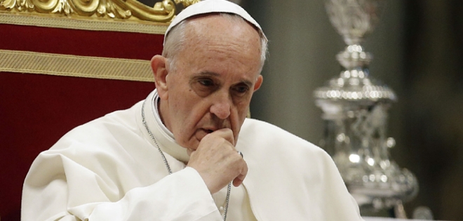 El papa, enfadado por lujosa comida en Vaticano durante canonizaciones