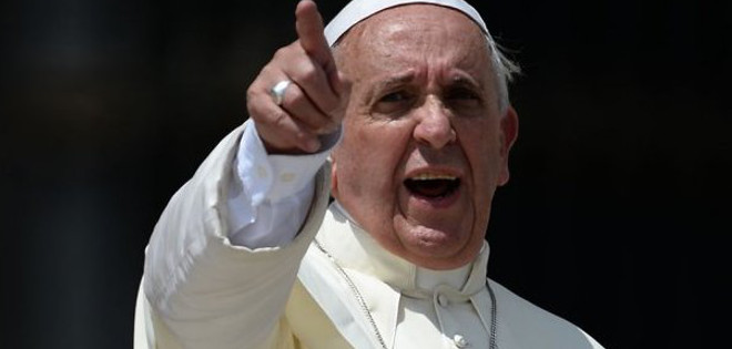 El papa pide &quot;importante movilización&quot; a favor de los cristianos perseguidos