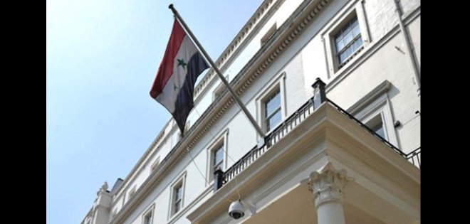 EE.UU. ordena a Siria cerrar &quot;inmediatamente&quot; embajada y consulados en el país