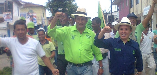 Funcionario afirmó que no permitiría posesión de Vera, según ministro