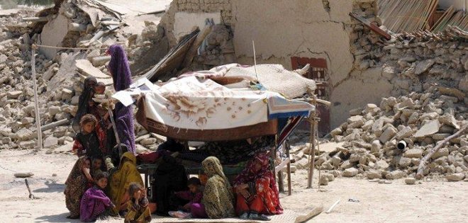 Van 349 muertos por el terremoto en el suroeste de Pakistán