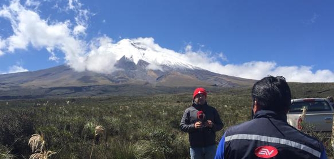 Sobre las faldas del Cotopaxi analizan su actividad