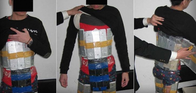 Detienen al ‘Iron Man chino’ con 94 iPhones pegados al cuerpo