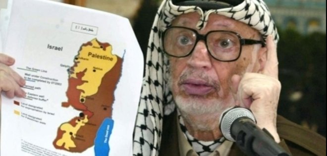 Arafat murió por causas naturales, dicen expertos rusos