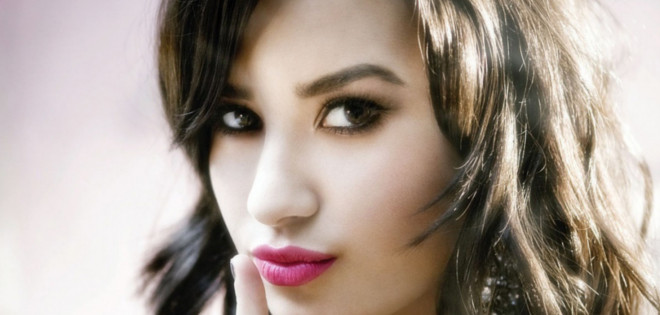 Demi Lovato es una de las 100 mujeres más sexys