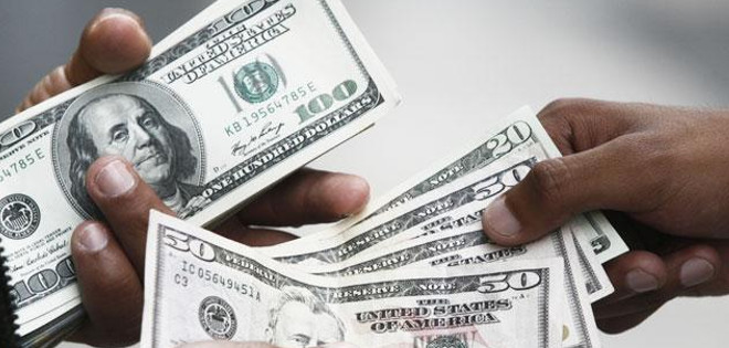 Gobierno Nacional analiza alza salarial para 2015