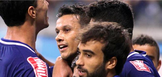 Cruzeiro vence a Mineros y lidera el Grupo 3 de la Copa