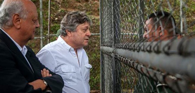 Padre del opositor venezolano López dice que su hijo está aislado en prisión