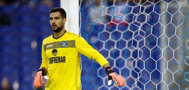 Atlético de Madrid anuncia fichaje de arquero Miguel Ángel Moyá