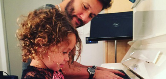 El tierno video de la hija de Diego Torres tocando el piano