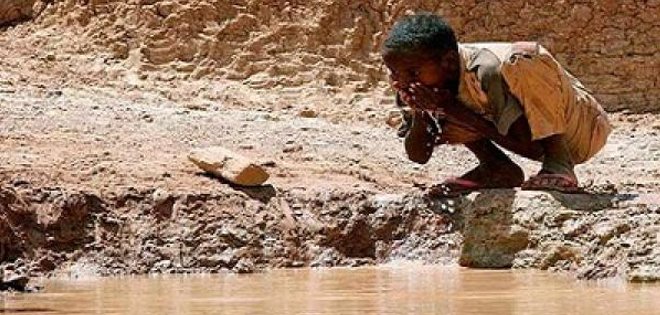 1.400 niños mueren diariamente en el mundo por falta de agua