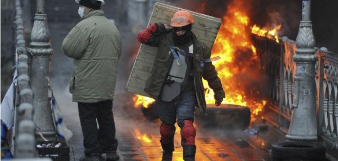 Tras los acuerdos de paz, la violencia continúa en Ucrania