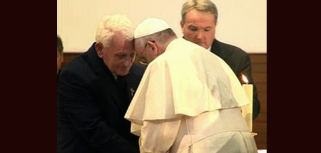 La historia de un sacerdote condenado a muerte que hizo llorar al Papa Francisco en Albania