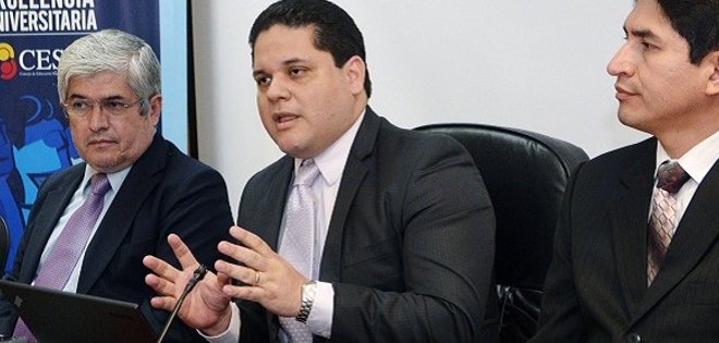 Comisión interventora de la U. Guayaquil busca apoyo en la justicia