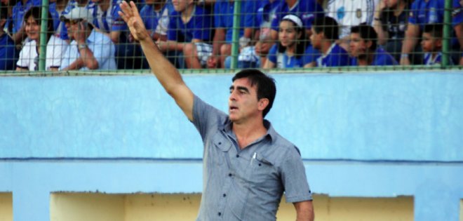 Emelec debe buscar reemplazos de Stracqualursi, Nasuti y Caicedo