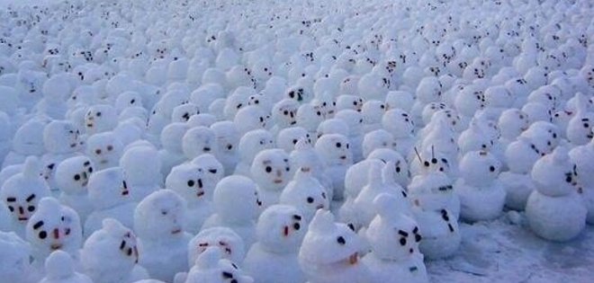 La imagen navideña de ilusión óptica que se vuelve viral en redes sociales