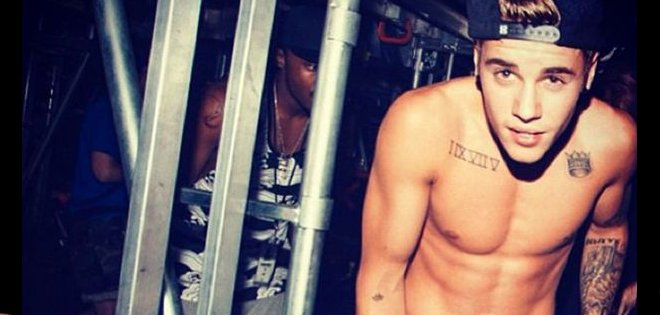 Bieber podría ir a prisión por la forma en la que trató la bandera argentina